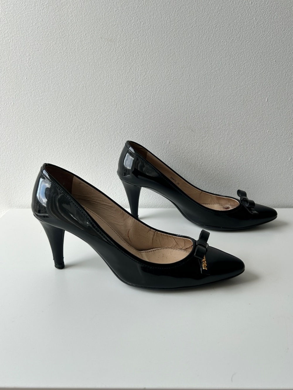 PRADA black kitten heels with bow *AUTHENTICATED* - Picture 3 of 8